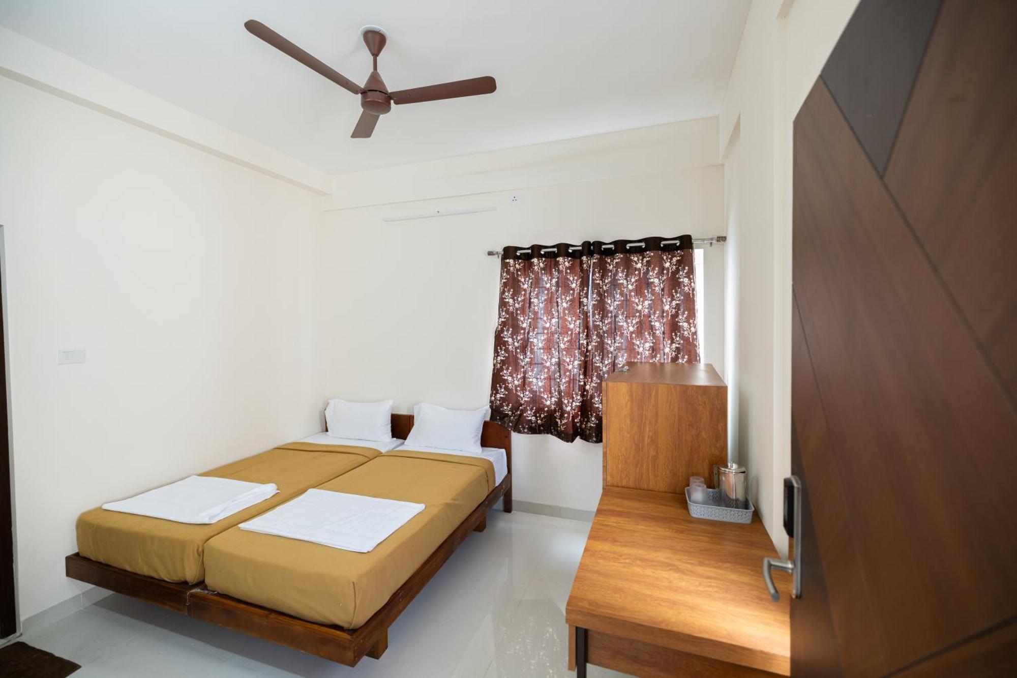 Hotel Viba Residency à Coimbatore Extérieur photo